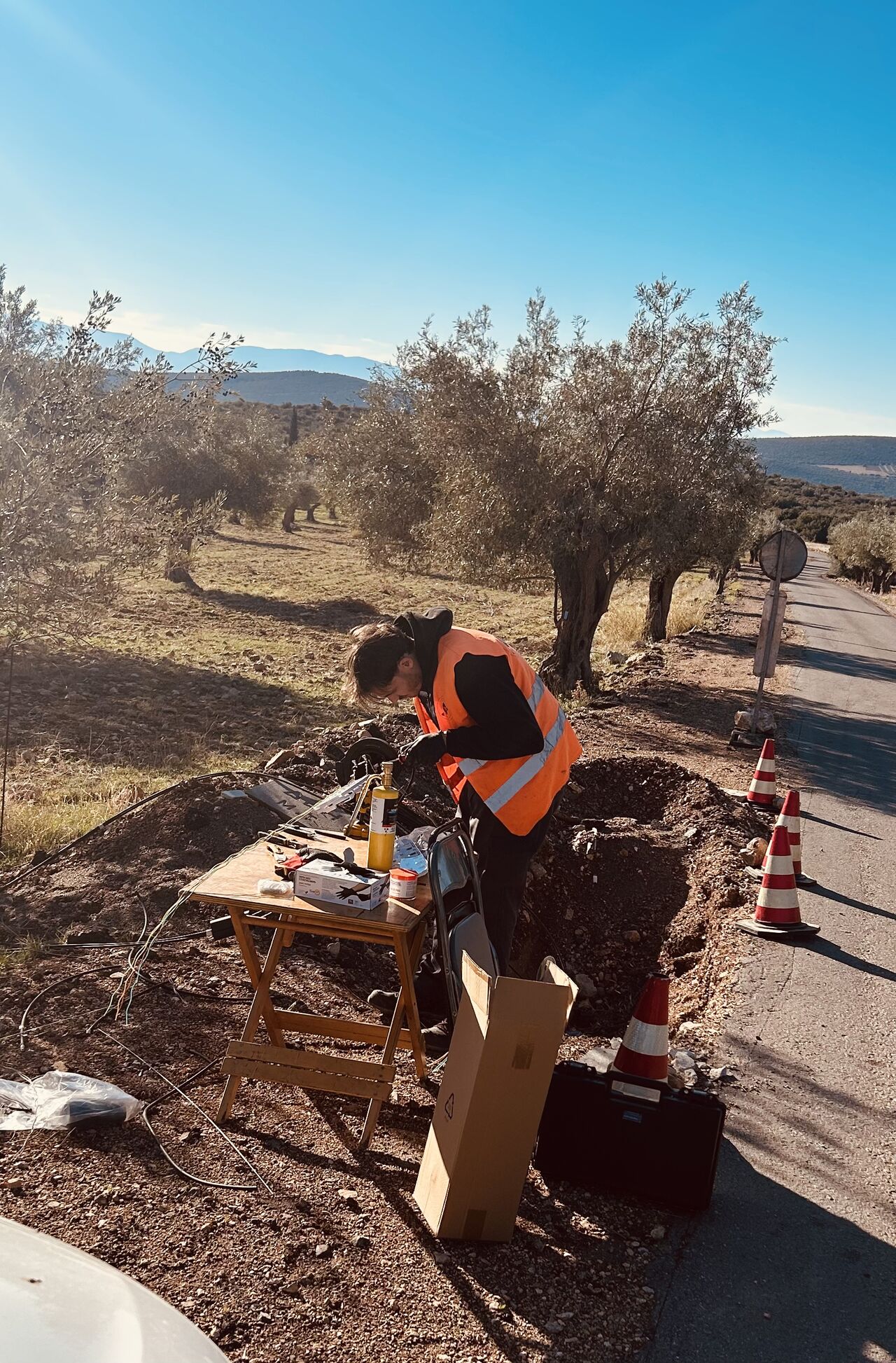 Τεχνικός σε εργασίες οπτικού δικτύου