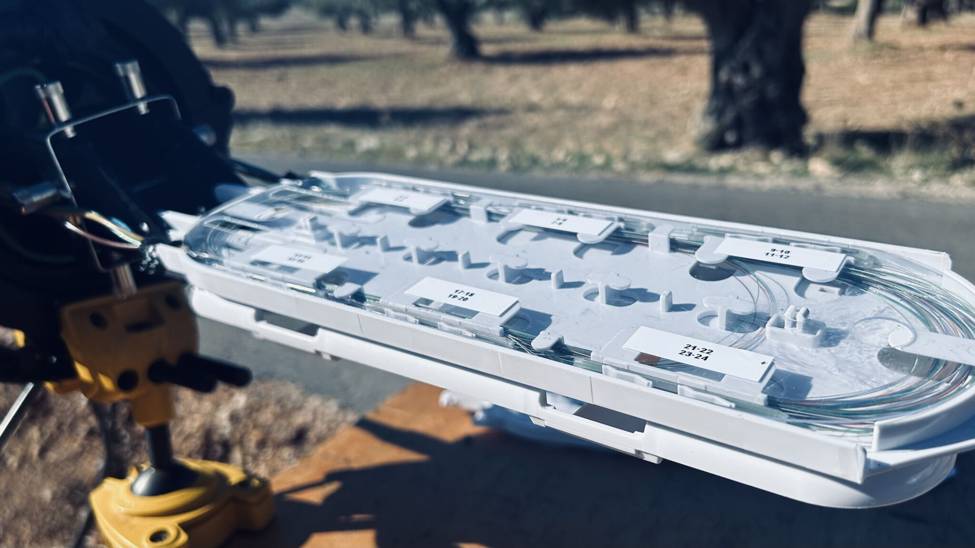 Splice trays συγκολλήσεων οπτικών ινών στο πεδίο